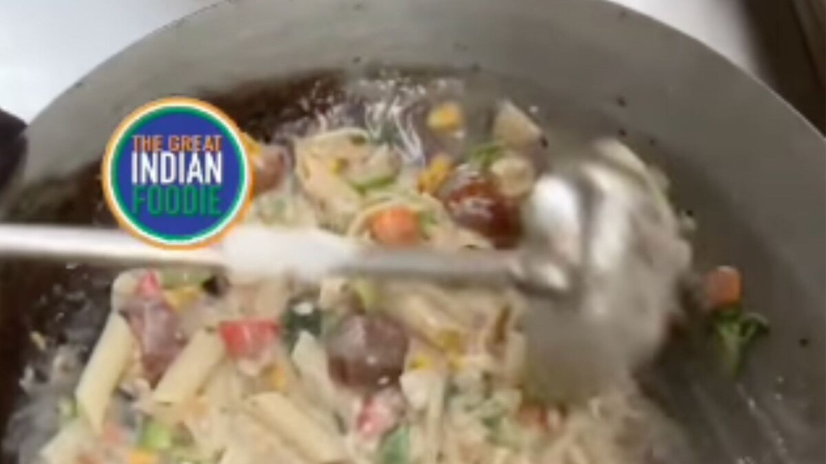 'Horrible Combination': This Gulab Jamun Pasta Recipe is Giving Netizens Nightmares