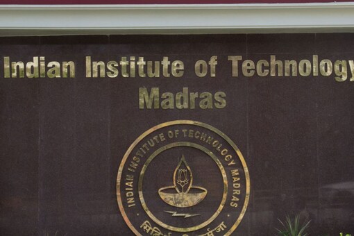 ndian Institute of Technology Madras ҾûЪ National Science Road Safety Conclave (ٻҾ: News18)