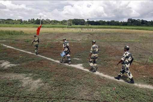 The government has said that 3,141 km of the total 4,096.7 km India-Bangladesh border had been covered by fencing till last year. (Reuters/File)
