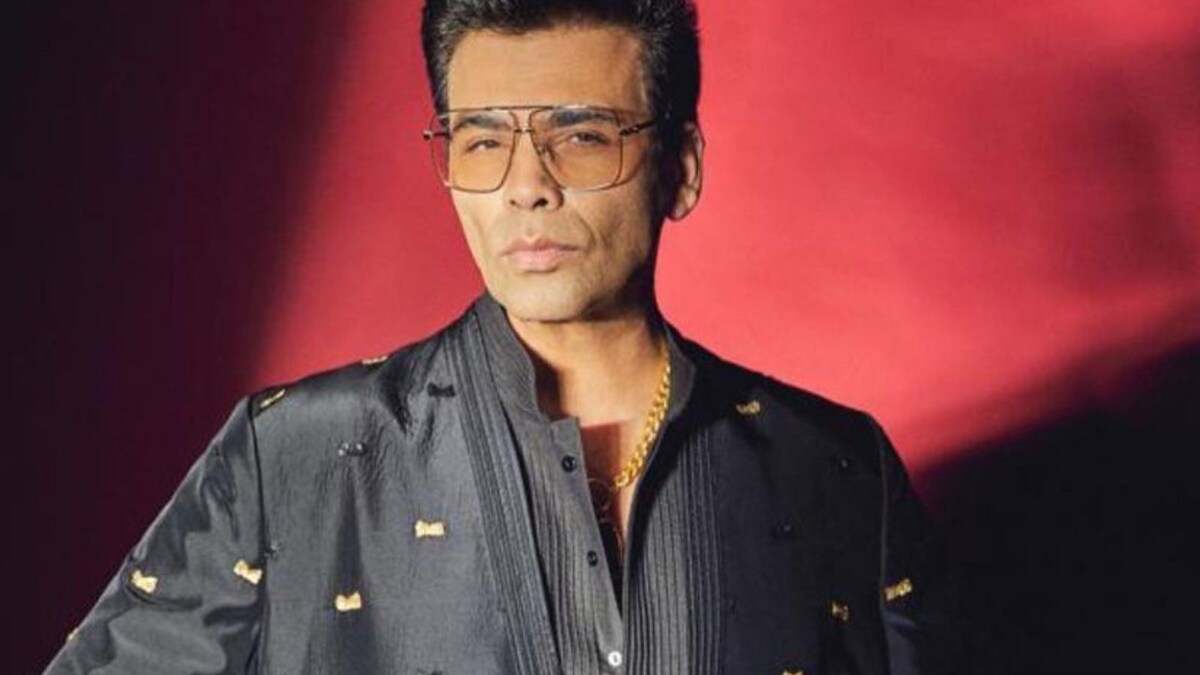 Koffee With Karan 7 Karan Johar Reveals He Tried To Have Sex During A Flight Says ‘i Nearly 