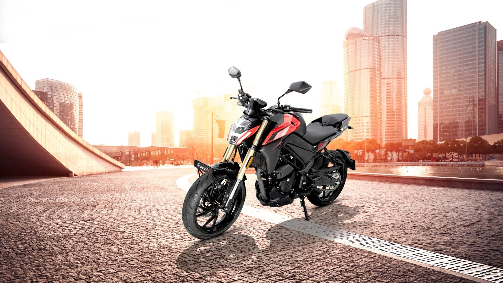 Keeway K300 N and K300 R Launched in India; Details Inside