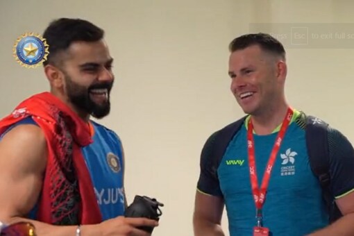Virat Kohli interacted with members of the Hong Kong squad.