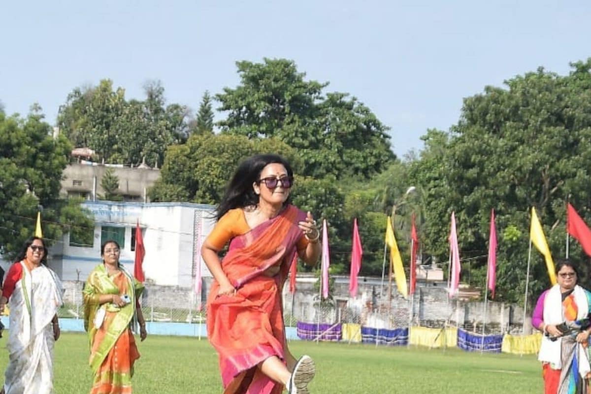 Trinamool Congress MP Mahua Moitra Plays Football Wearing Saree, Shares  Pics on Twitter - News18