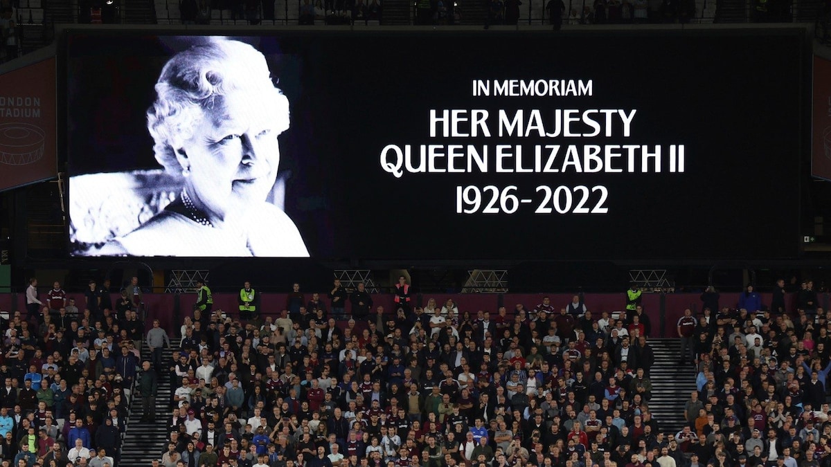 Football to Resume in UK After Pause Due to Queen's Demise