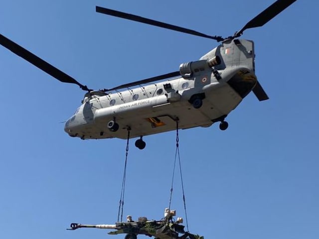 The 155mm, 39-calibre towed artillery guns can be airlifted by the Chinook helicopters at a short notice and swiftly deployed at the borders. (Image: Special arrangement)
