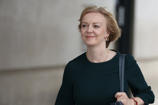 Liz Truss Wins Race to 10 Downing Street: All About the Oxford Grad ...