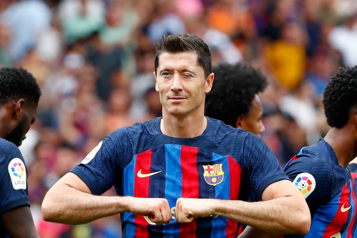 La Liga: Robert Lewandowski Brace Helps Barcelona Down Elche 3-0 - News18