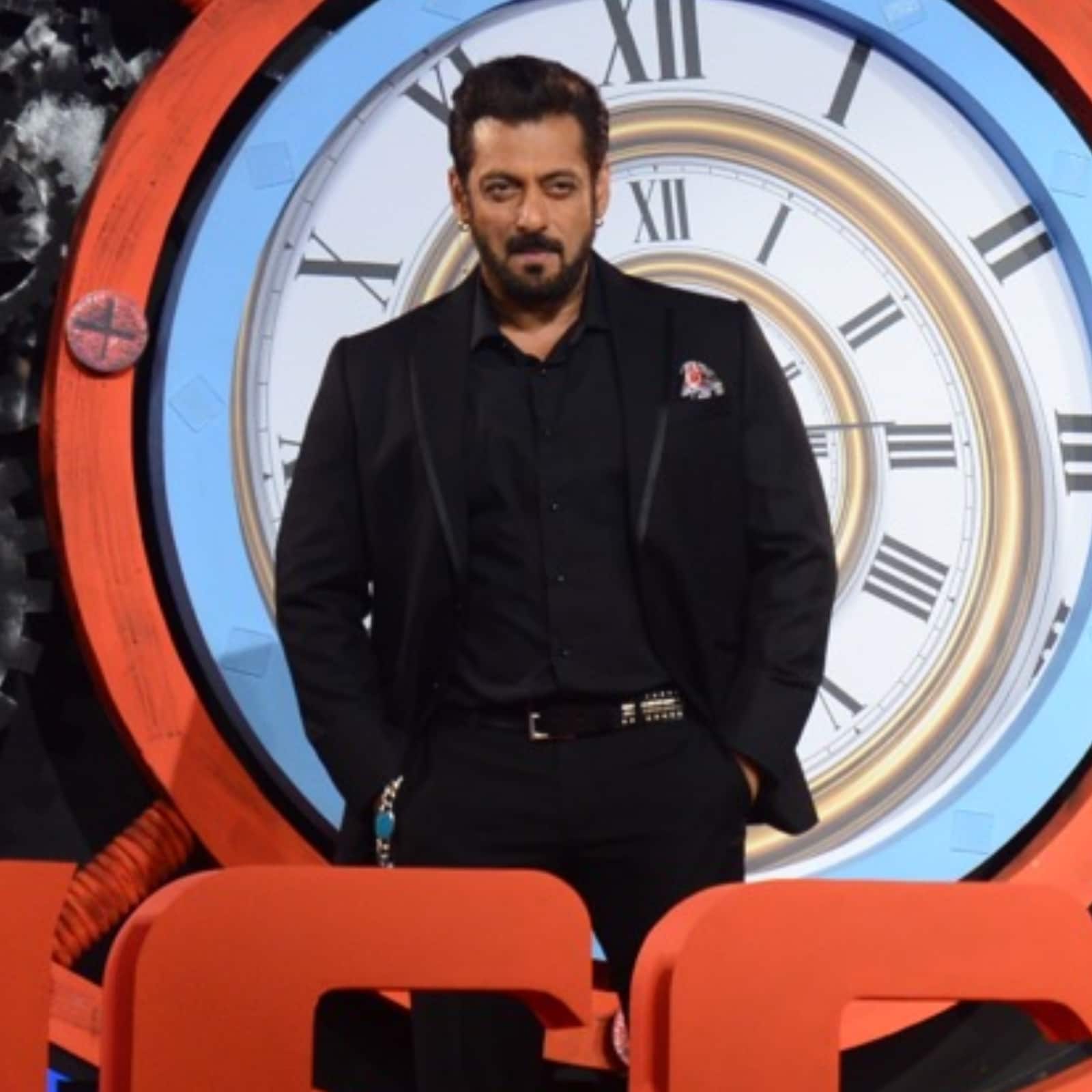 Beregn mens udstilling Bigg Boss 16: Salman Khan Addresses His Rs 1000 Cr Fee, Says 'Have Expenses  Like Lawyers' - News18