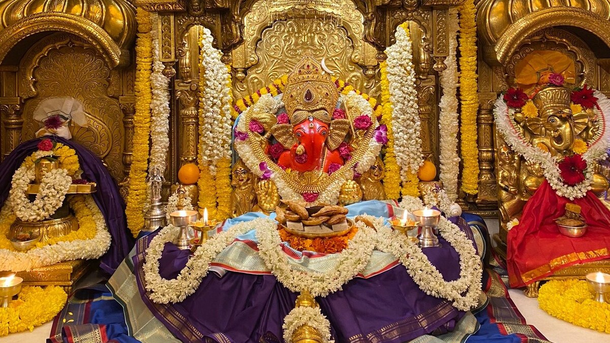 Ganesh Chaturthi 2022: Watch Live Aarti From Mumbai's Siddhivinayak ...