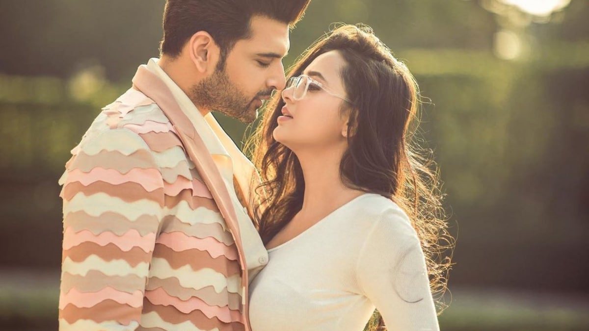 Karan Kundrra Keeps Tejasswi Prakash Close As They Pose for Romantic Photo: ‘Can’t Afford Being Away'