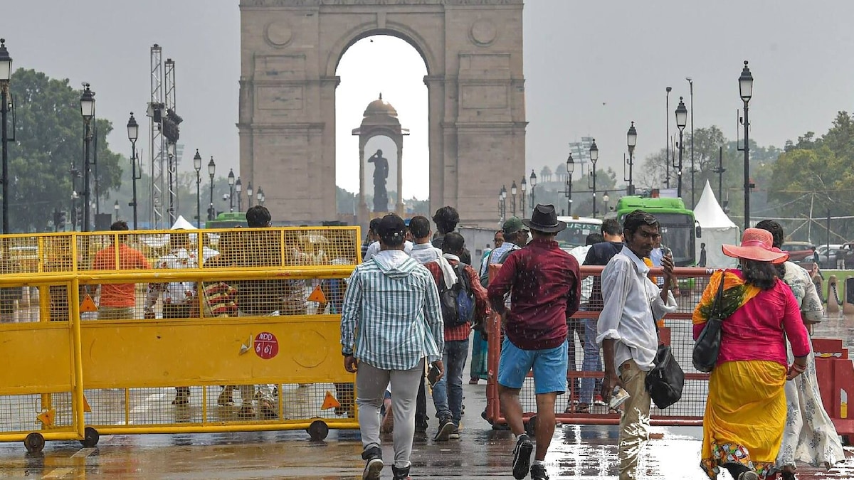 Science-Wise: How Late Monsoon Retreat is Linked To Delhi’s Perennial Winter Smog