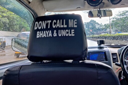 A Twitter user, Sohini M, shared a photo of a notice that an Uber driver put up on the back of a seat. (Credits: Twitter/@Mittermaniac)