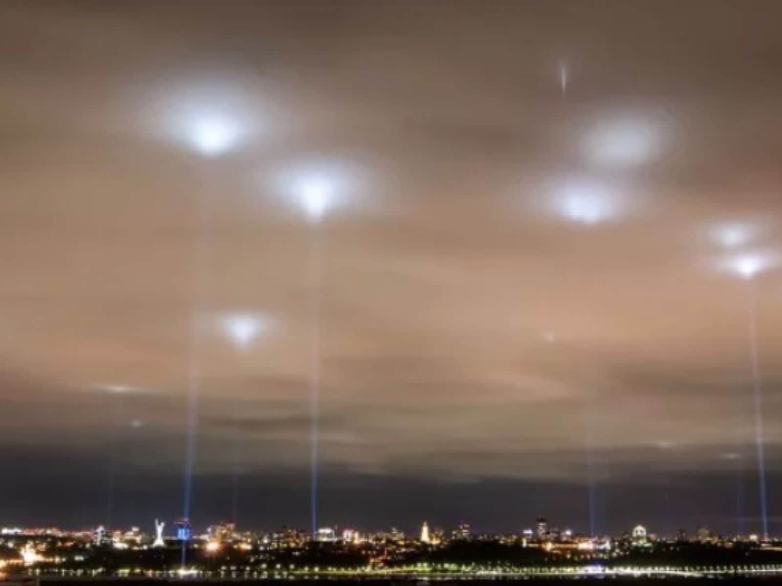Ukrainian Astronomers Claim Ufos Spotted Hovering In Skies Over Kyiv