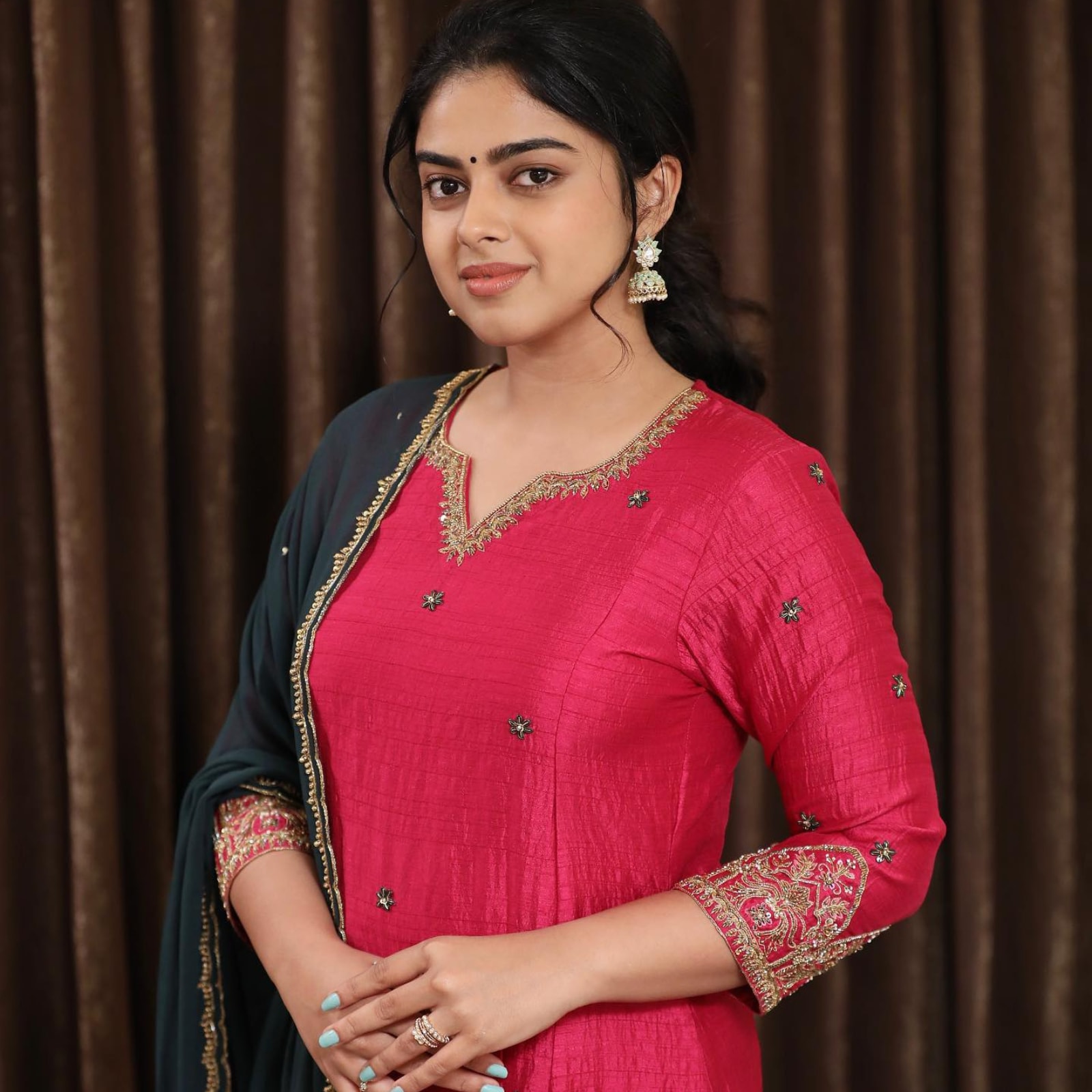 Actress Siddhi Idnani HD Photos and Wallpapers May 2021  Gethu Cinema