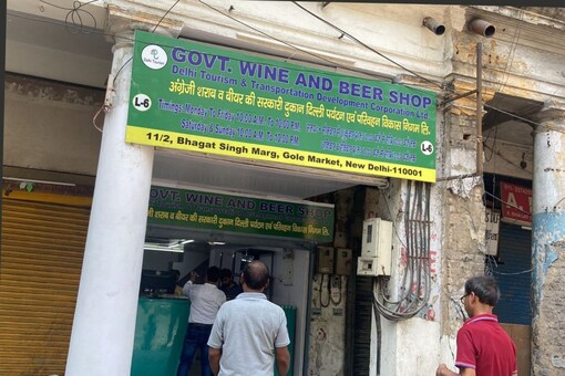 Now, as government liquor shops opened up in the national capital, many did not have adequate stock, and vendors told News18 that liquor would be made available by 2-2:30 PM (Image: News18)
