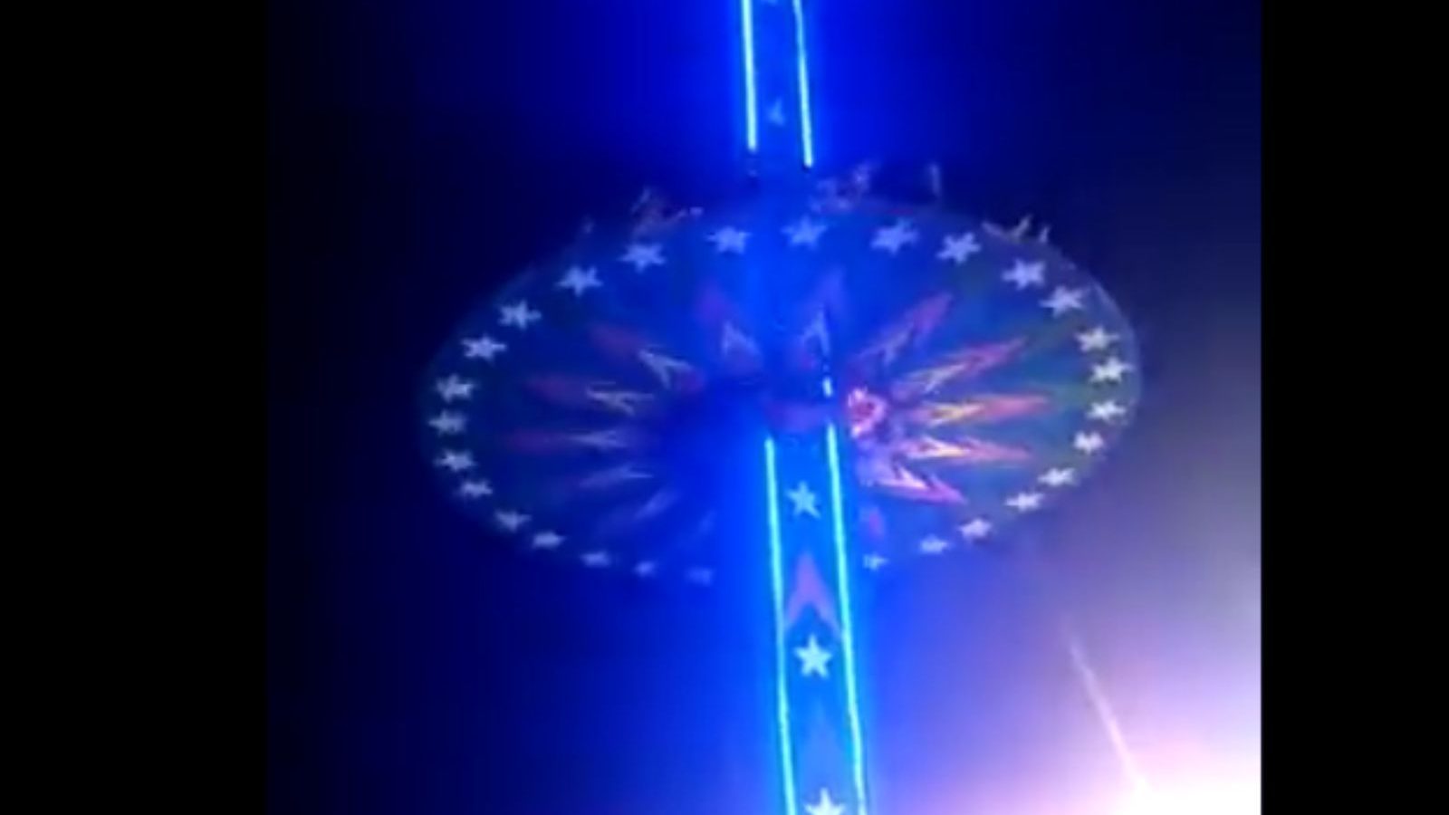 Башня падения упала. Упавшая труба на заводе. Башня падения упала. Башня свободного падения. Аттракцион свободное падение.