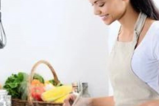 A wise cook will always have some clever tricks up their sleeves. (Image: Shutterstock)