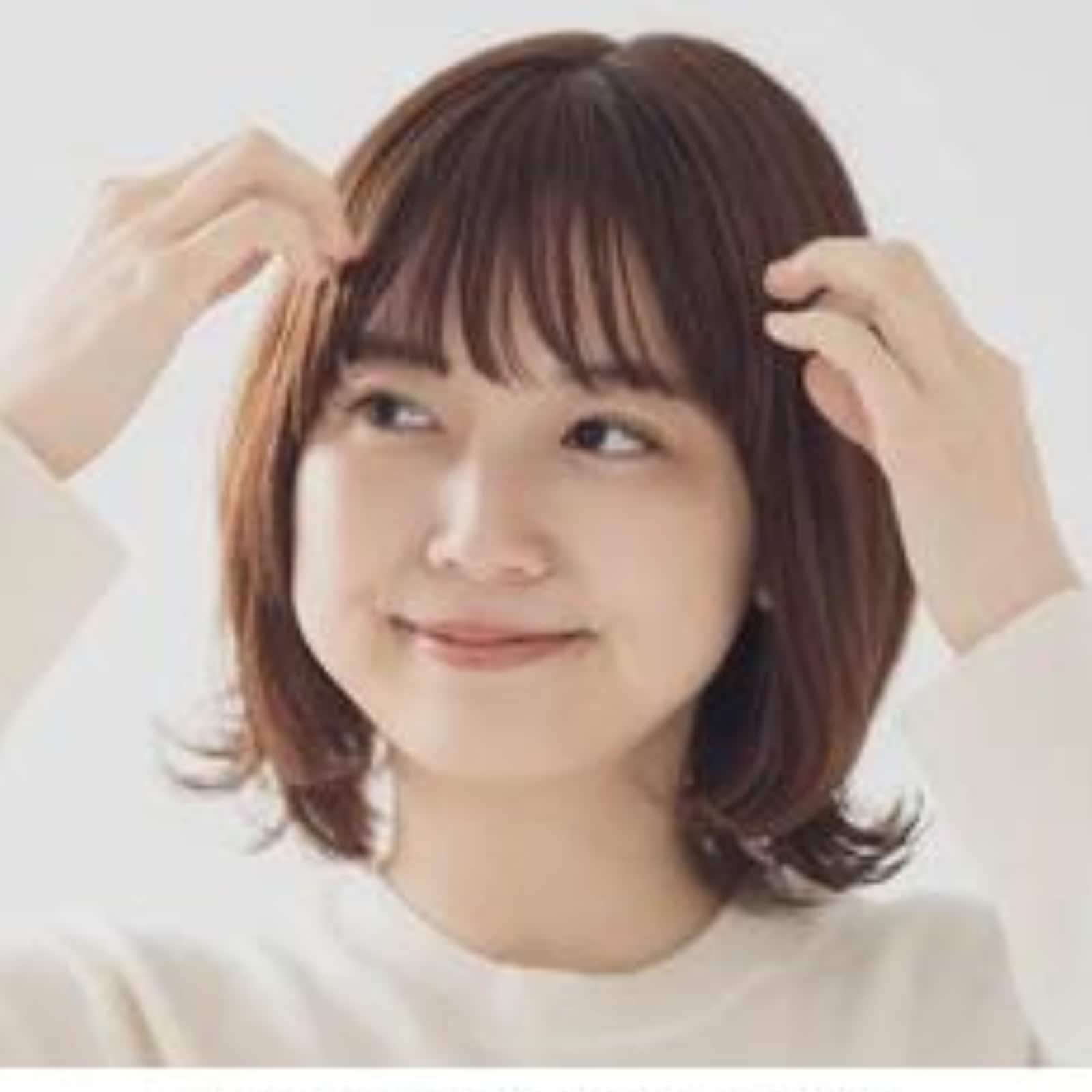How Korean Girls Style Their Bangs in the Cutest Way
