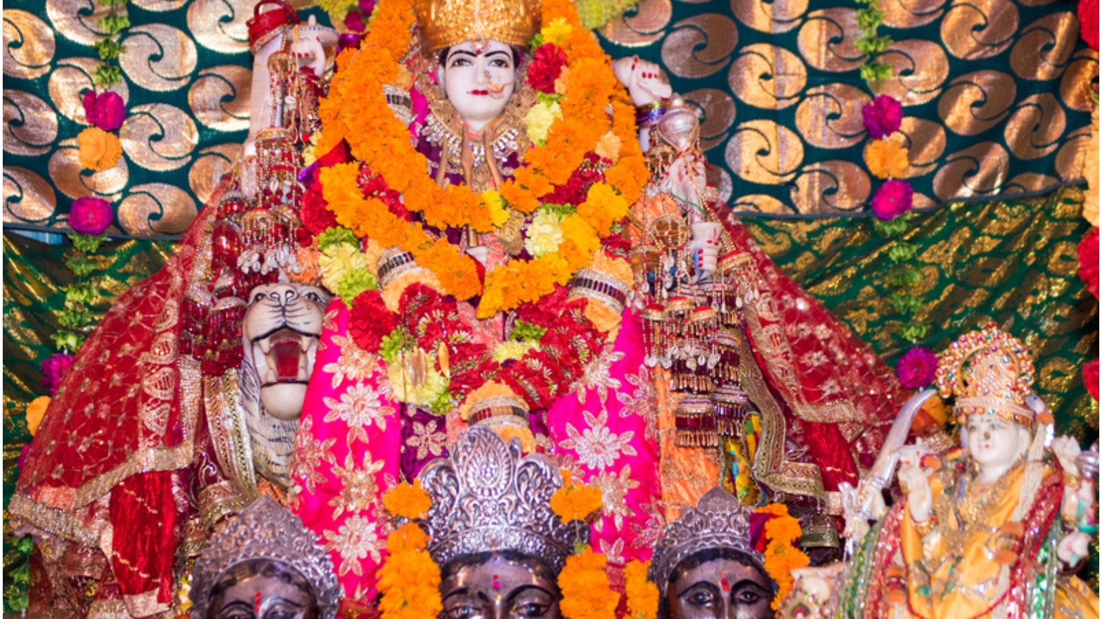 best-places-to-visit-in-india-to-celebrate-navratri-in-different-ways