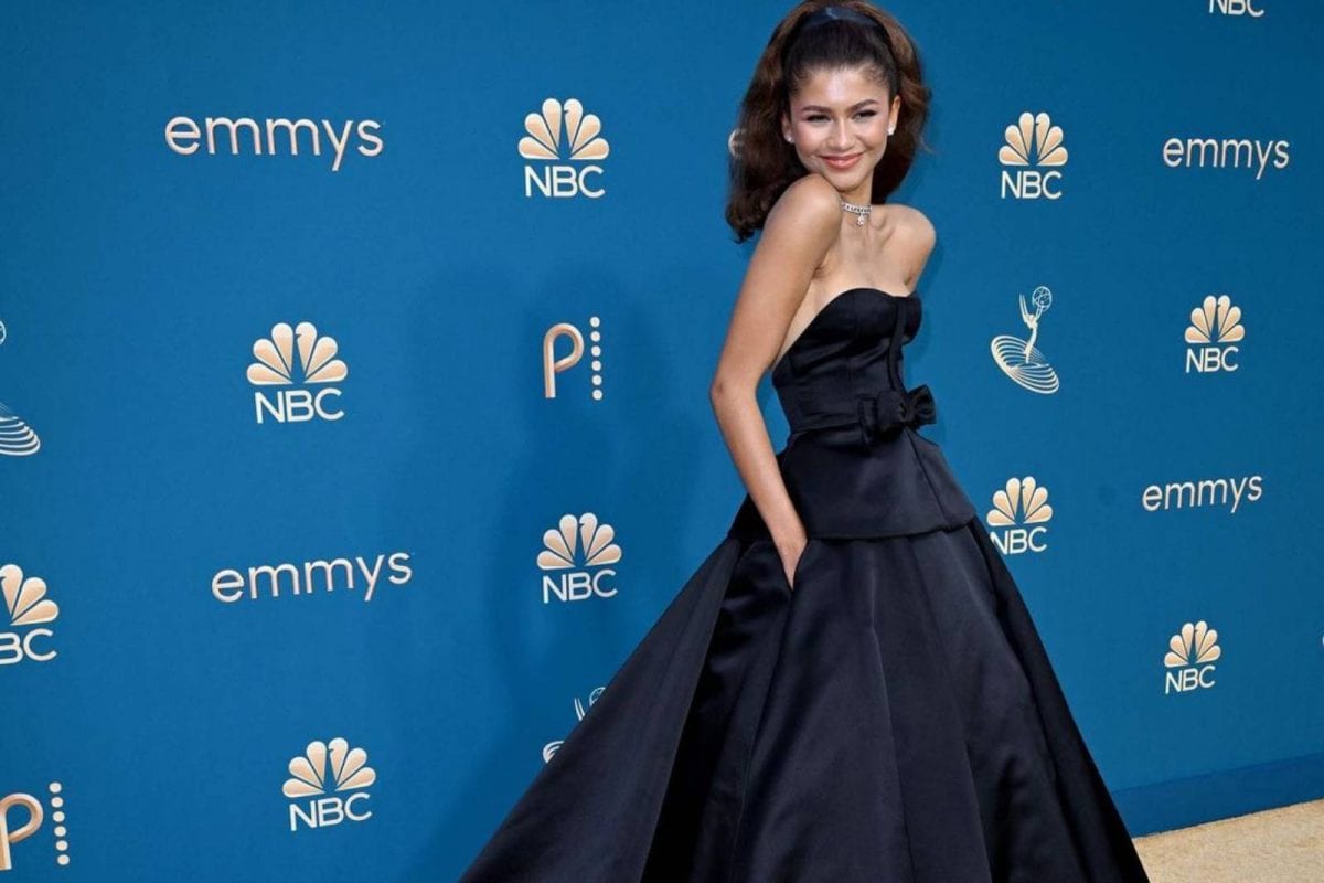 zendaya green dress emmys A.j Bottle Green Chiffon Formal Collection Embroidery Dress 3pc – GoodLuck  Collections main image 1