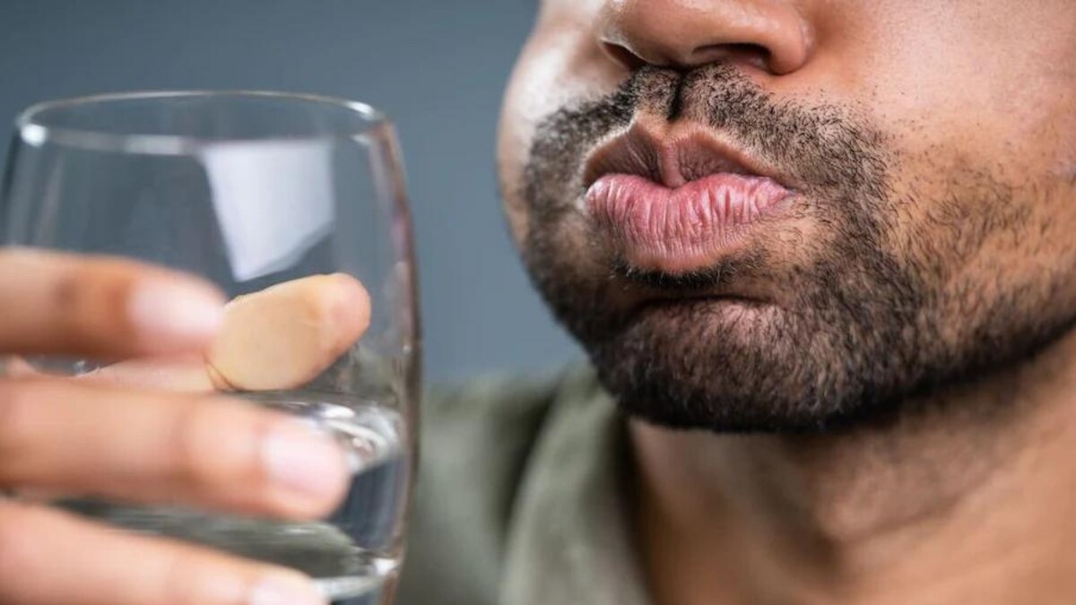 Oral Hygiene Tips To Make Mouthwash With Natural Ingredients At Home
