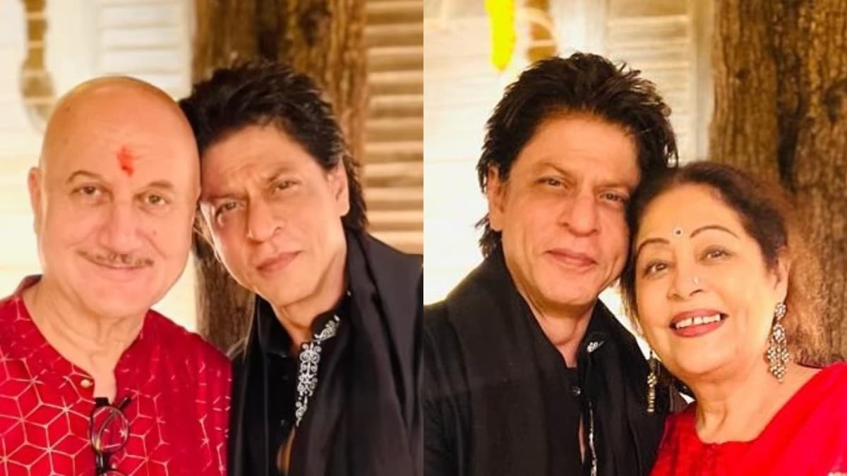 Shah Rukh Khan Reunites With His DDLJ Pops Anupam Kher, Poses With Kirron Kher At Bachchans' Diwali Bash