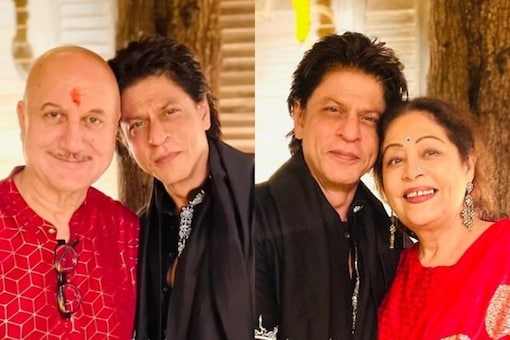 Shah Rukh Khan spends time with Anupam Kher and Kirron Kher at Amitabh Bachchan's Diwali party. 