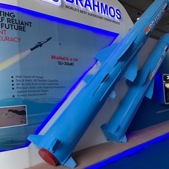 DefExpo 2022: India Looks to Export BrahMos NG to 10 Countries; Test for  Lighter Missile in 2024 | India News - News18
