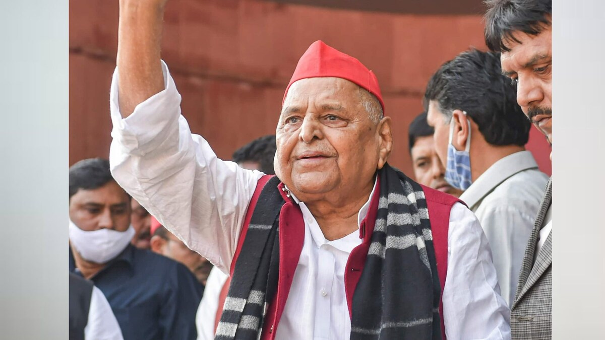 Mulayam Singh Yadav's Ashes to Be Immersed in Prayagraj on October 19