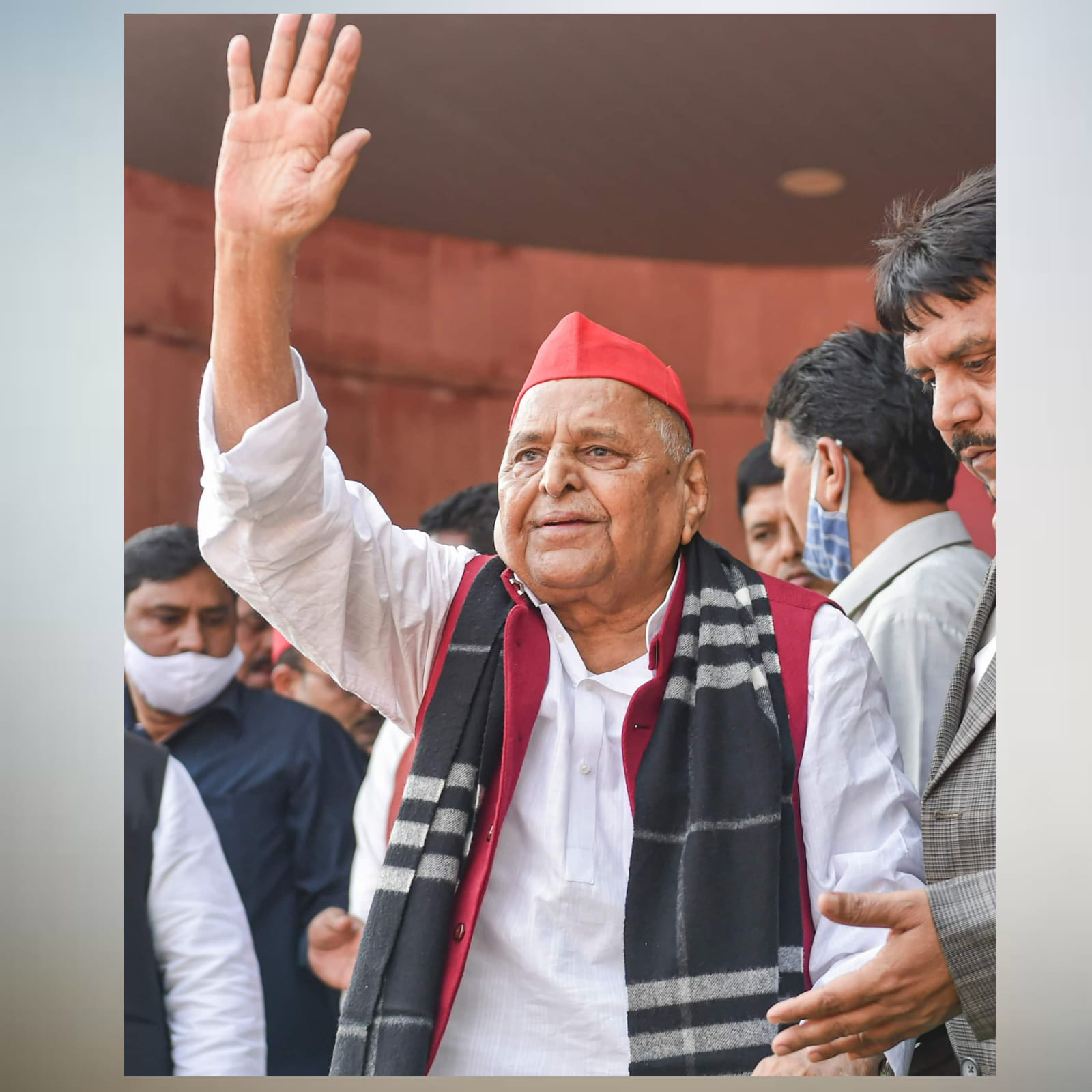 Mulayam's ashes to be immersed in Prayagraj on Wednesday