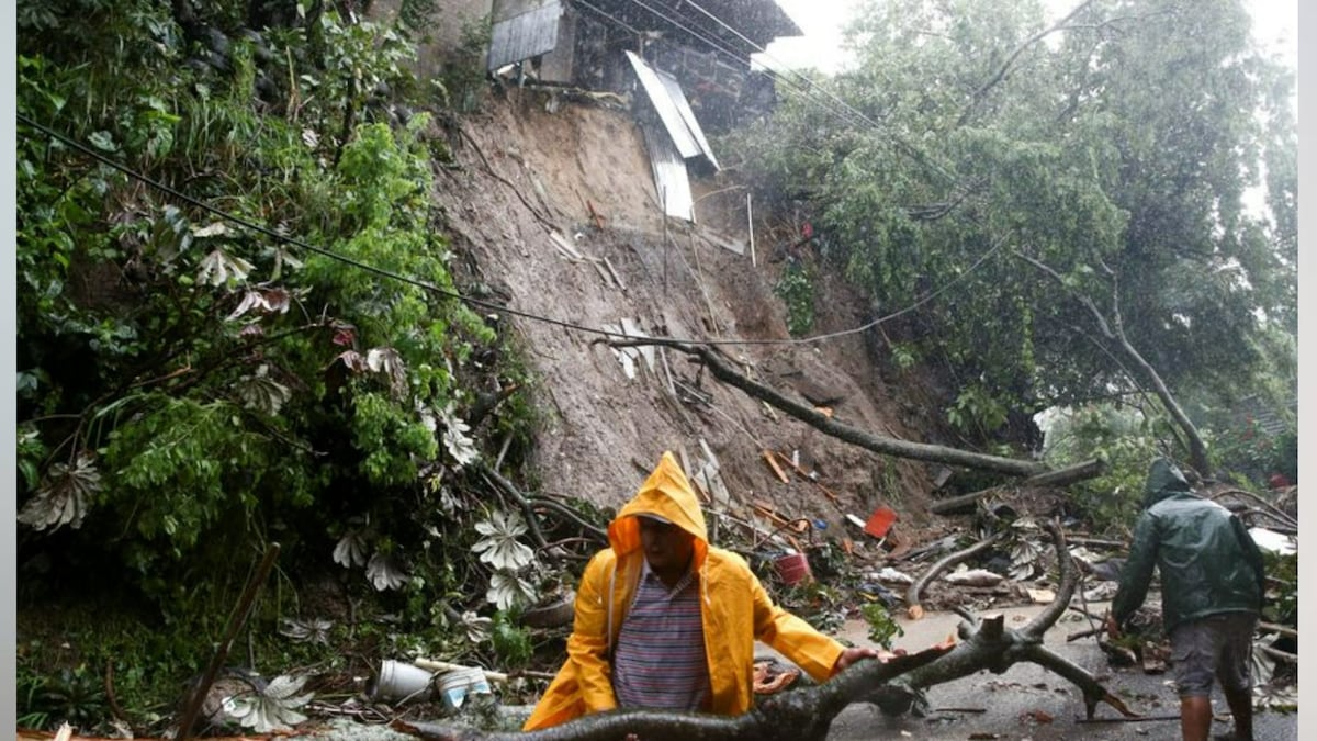 Storm Julia Kills 25 in Central America as it Churns Toward Mexico