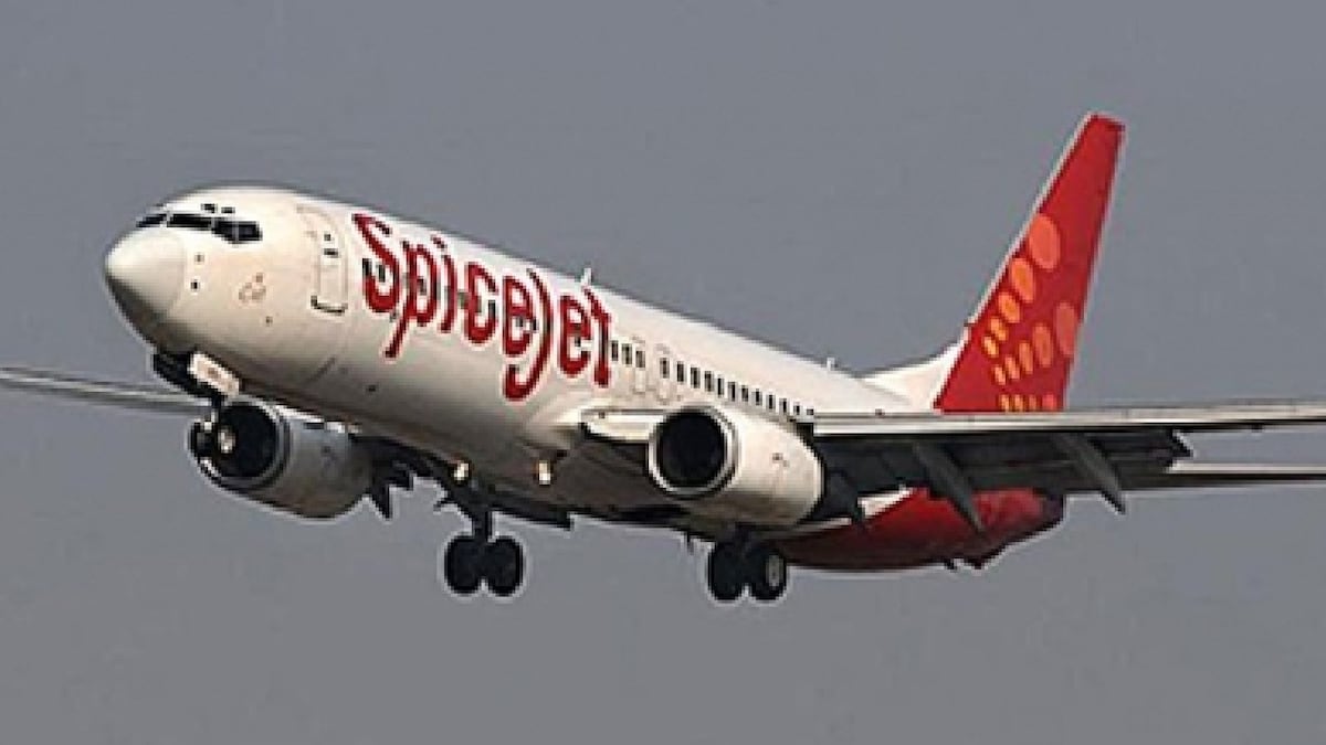 24-year-old Ticketing Agent Arrested for Making Hoax Bomb Call in SpiceJet's Delhi-Pune Plane: Police