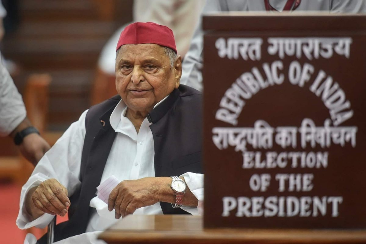 RSS Pays Tributes to Mulayam Singh Yadav, Sharad Yadav, Shanti Bhushan at Its Annual Meet