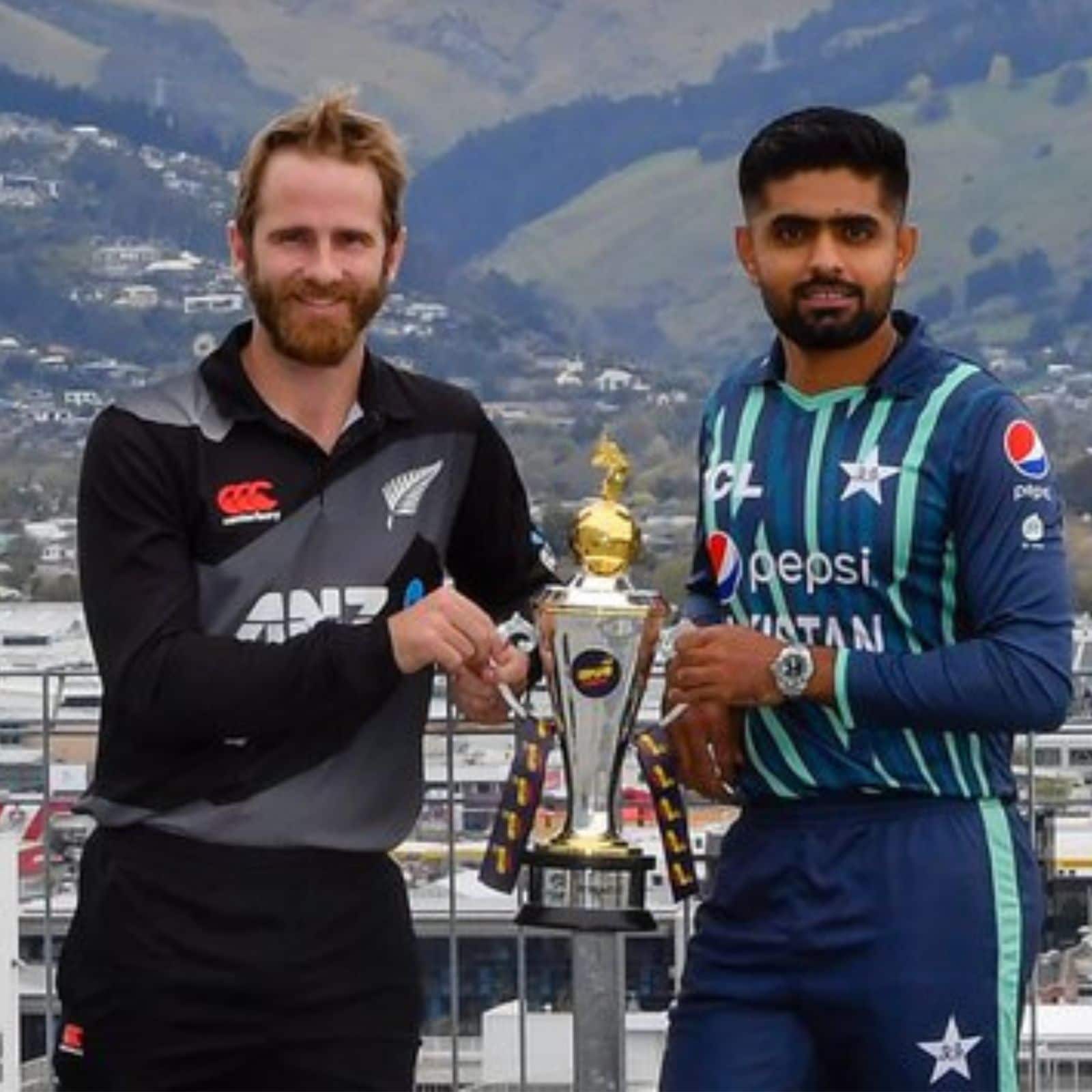 PAK vs NZ Dream11 Team Prediction Pakistan vs New Zealand Check Captain, Vice-Captain, and Probable Playing XIs for T20I Tri-Series PAK vs NZ match, October 11, Hagley Oval Christchurch, 730 am IST -