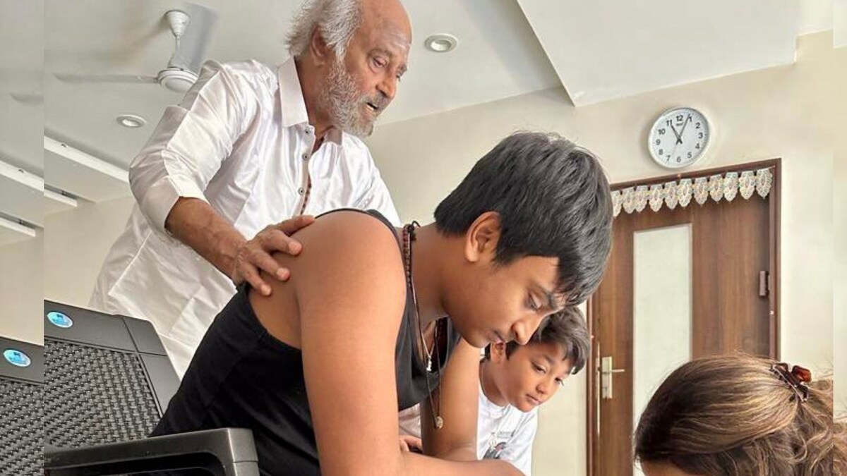 Rajinikanth Celebrates Diwali With Daughter Aishwaryaa Rajinikanth, Grandsons Yatra And Linga; Pic