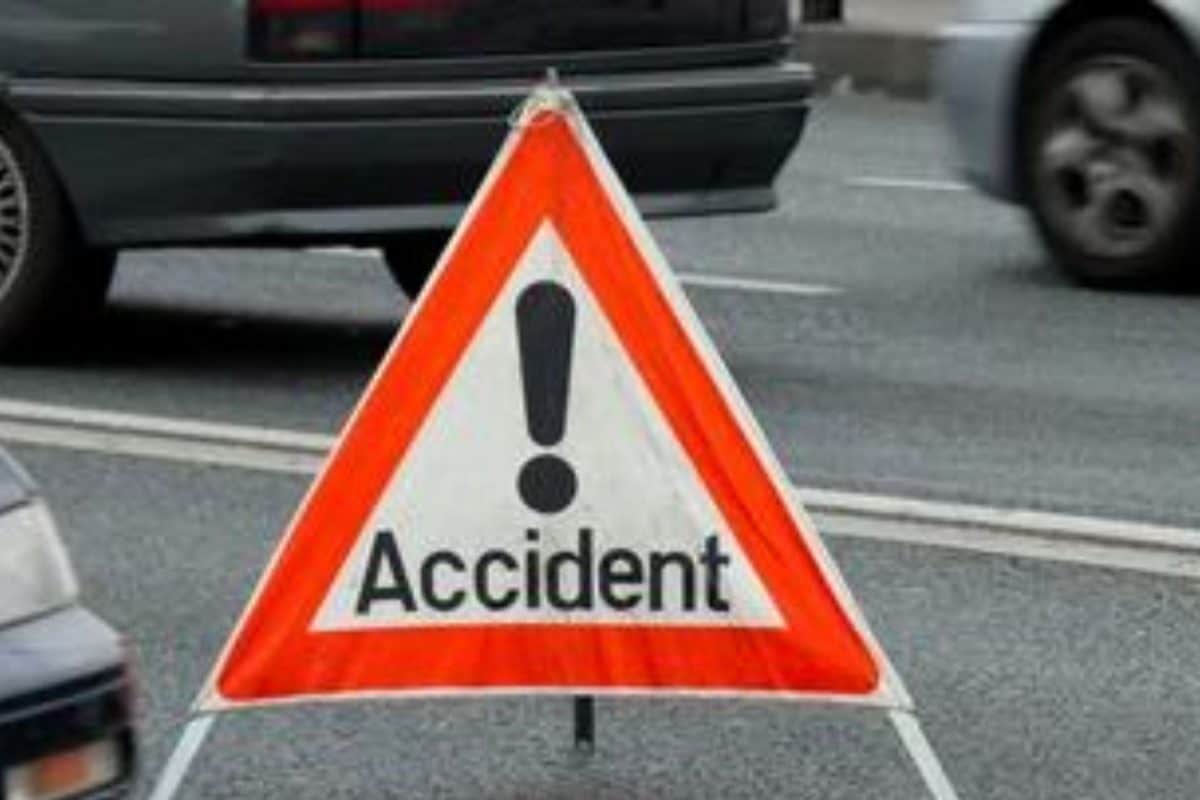 3 Killed After Bus Hits Motorcycle in Chhattisgarh; Angry Locals Ransack Bus