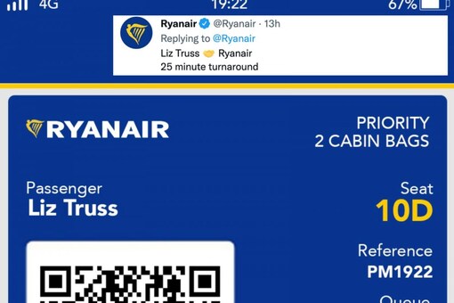 Ryanair ͡ Boarding Pass  Liz Truss  (Ҿ: Twitter/@Ryanair)