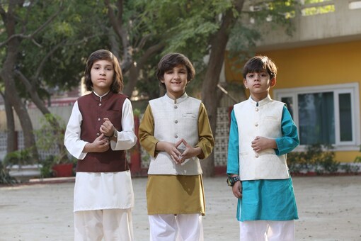  Let’s explore some of the trending western and Indian outfits for children to amp up their look for the festive season