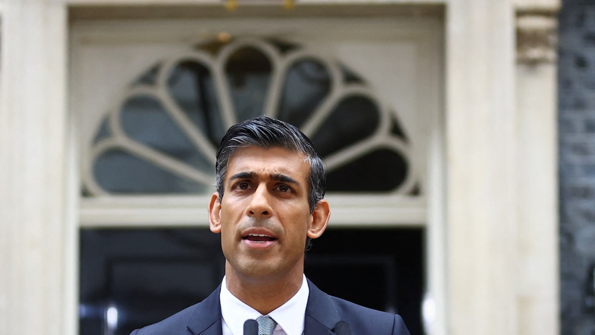 'Deeply Proud of Them': UK PM Rishi Sunak Backs Royal Family Amid Prince Harry's Claims