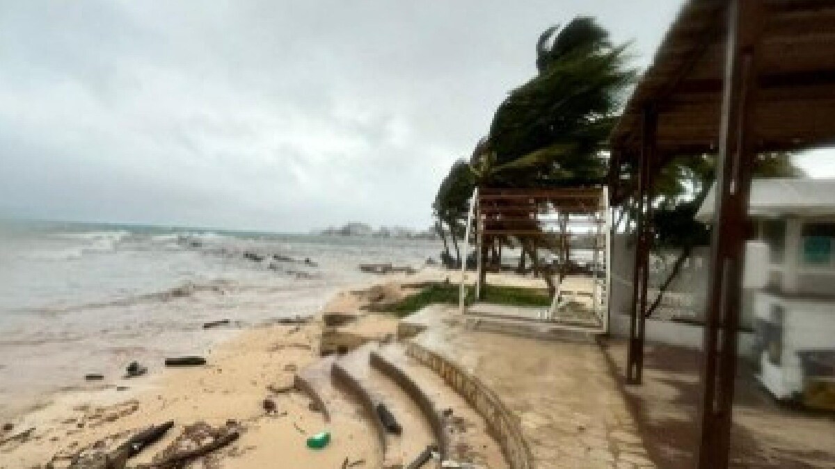 Hurricane Julia Hits Central American Country Nicaragua with High Winds