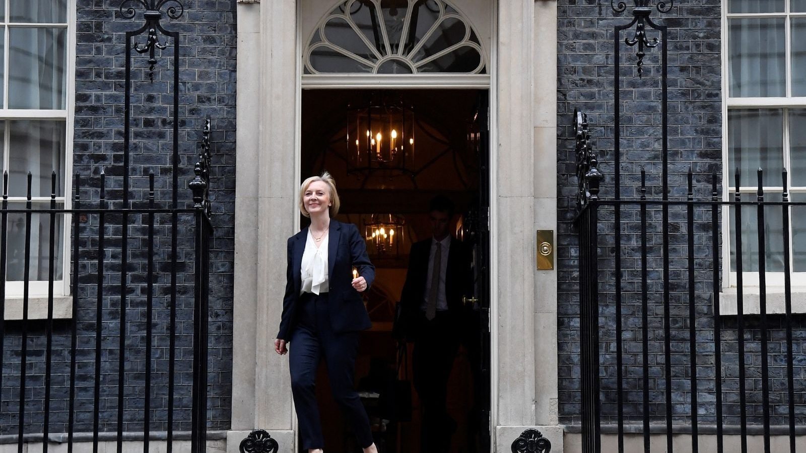 why-is-liz-truss-in-danger-of-losing-uk-pm-post-news18-explains-what-went-wrong