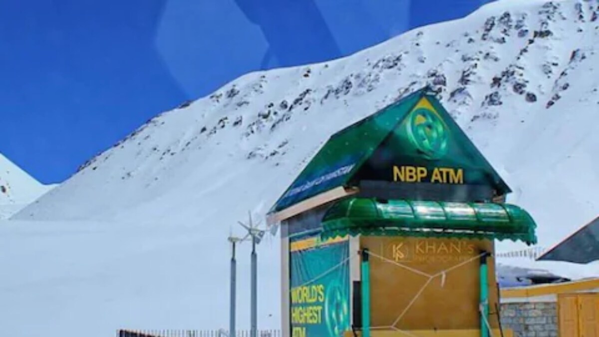 Pakistan's Khunjerab Pass is Home To The HighestAltitude ATM in The
