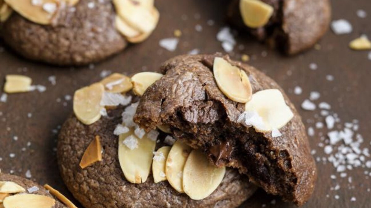 You Can Now Make The Fudgiest Almond Butter Cookies Right At Home