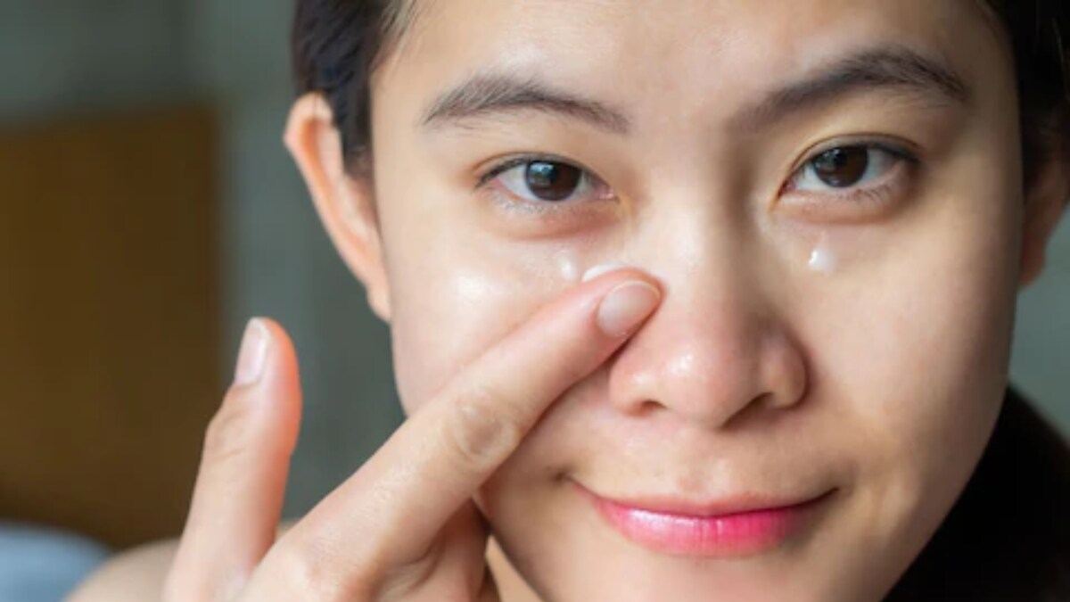 Under Eye Cream Here Is A Step By Step Guide For Effective Results News18