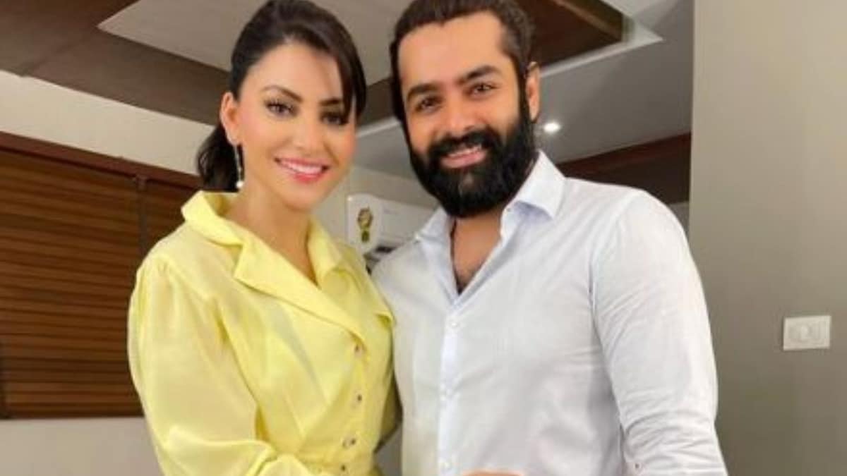 Not Rishabh Pant, Ram Pothineni is Urvashi Rautela's RP? New Post Leaves Netizens Confused