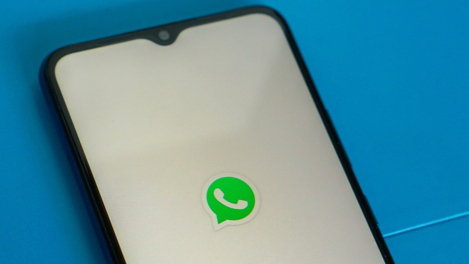 Nueva herramienta de desenfoque de imagen de WhatsApp le permite ocultar datos confidenciales: informe