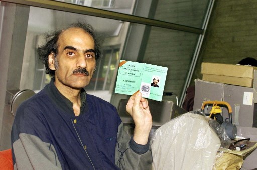 Historic Vids on X: The Man Who Was Stuck in an Airport for 18 Years.  Mehran Karimi Nasser (born 1946), also known as Sir Alfred Mehran, is an  Iranian refugee who lived