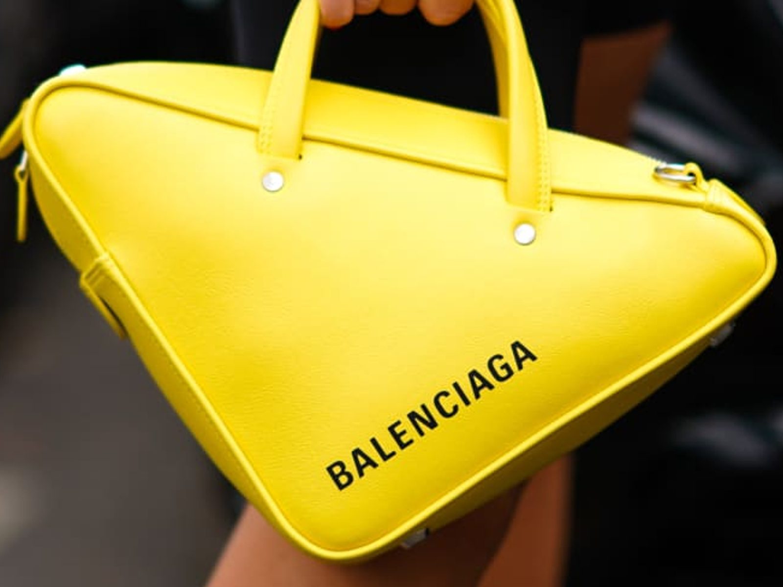 Giant Balenciaga Discontinues Twitter Presence; One of the Major Brand to to Do So