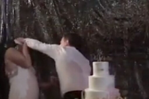 Groom’s Cake-smashing Prank on Bride. (Image: Ladbible)