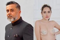 Chetan Bhagat Reacts After Uorfi Javed Shares Screenshots of His Leaked Chats During #MeToo